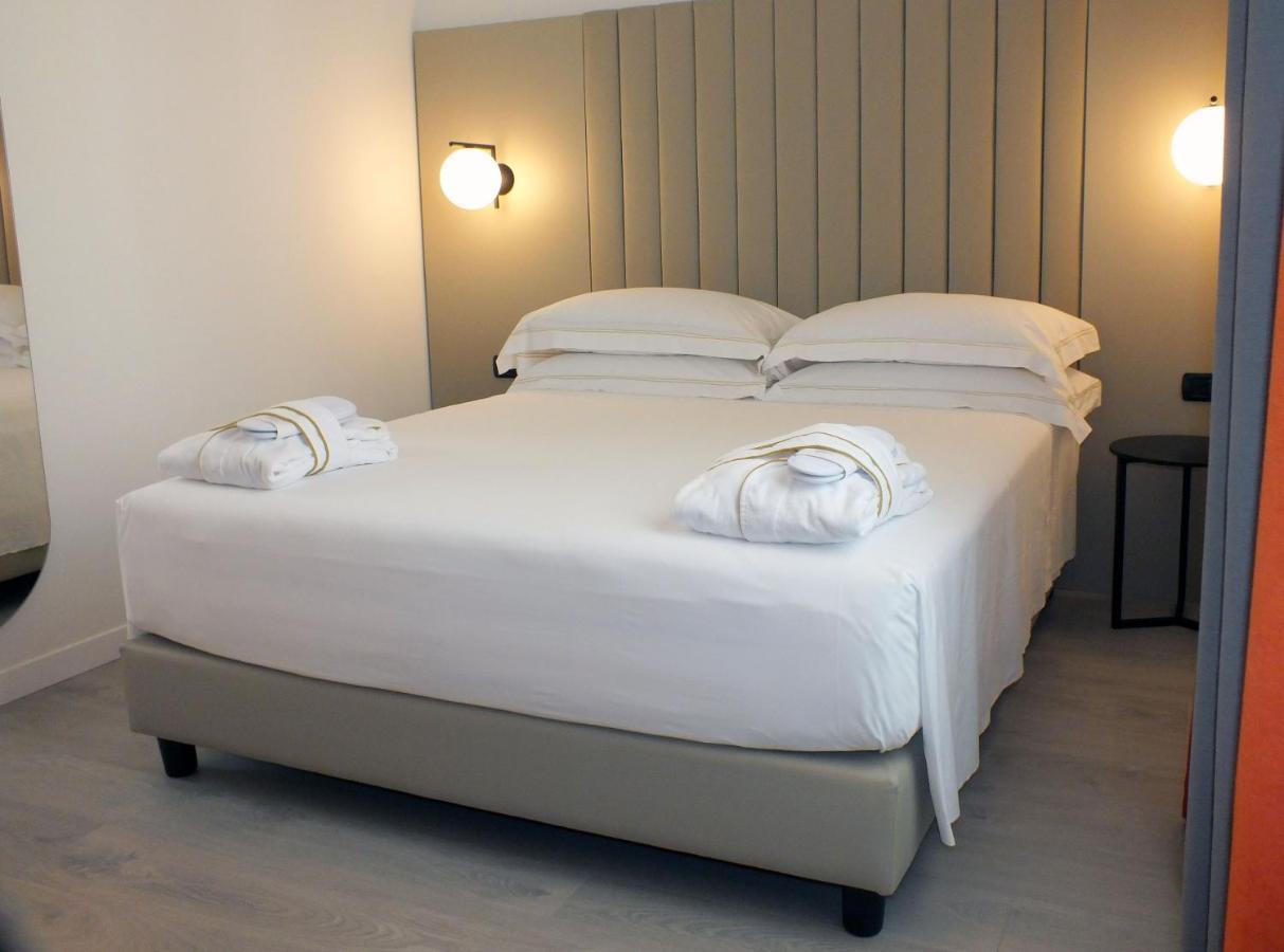 Bb Hotels Smarthotel Derose Florence Exterior photo