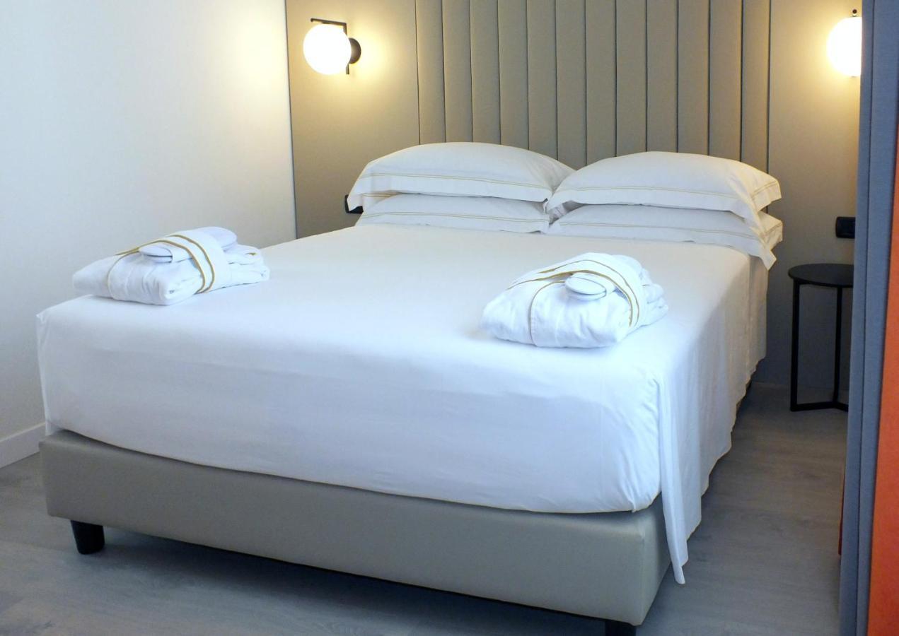 Bb Hotels Smarthotel Derose Florence Exterior photo