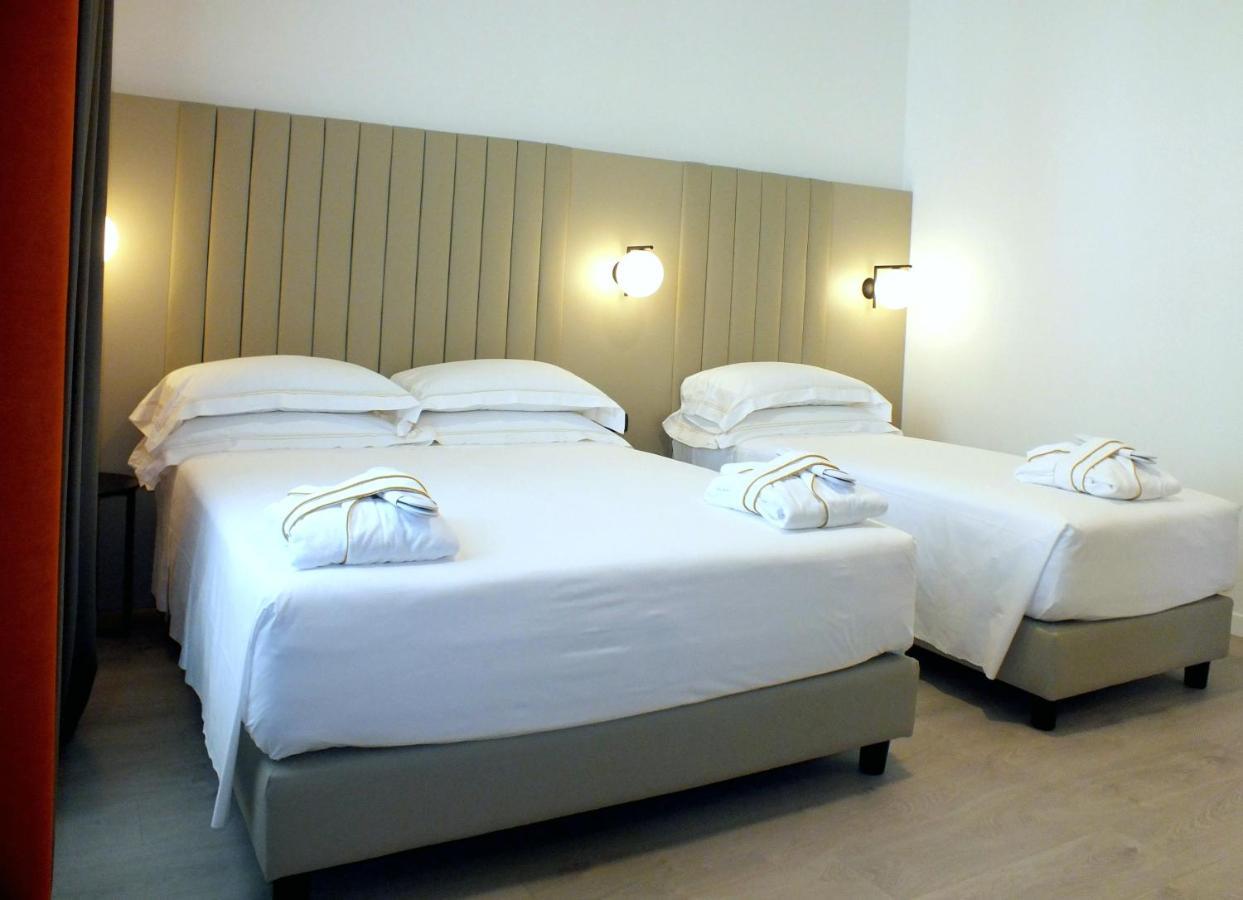 Bb Hotels Smarthotel Derose Florence Exterior photo